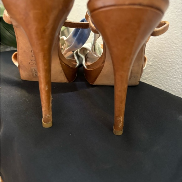 Aldo: sling back heels 3.5 in heel multicolor💙 - Picture 4 of 6